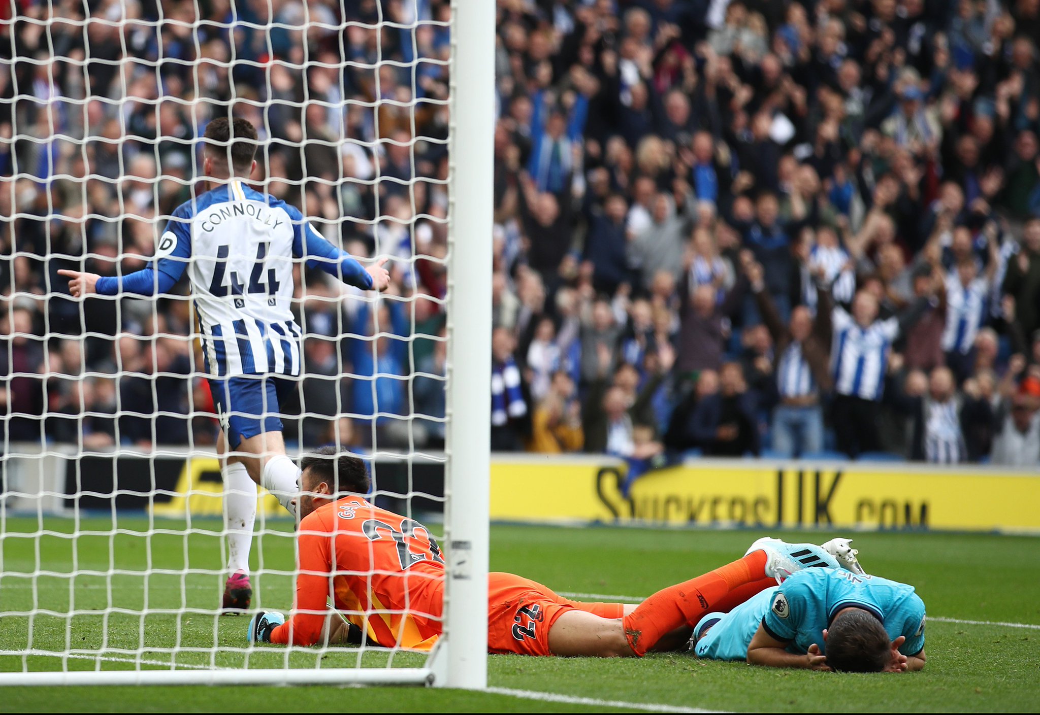 发了广泛讨 发了广泛讨