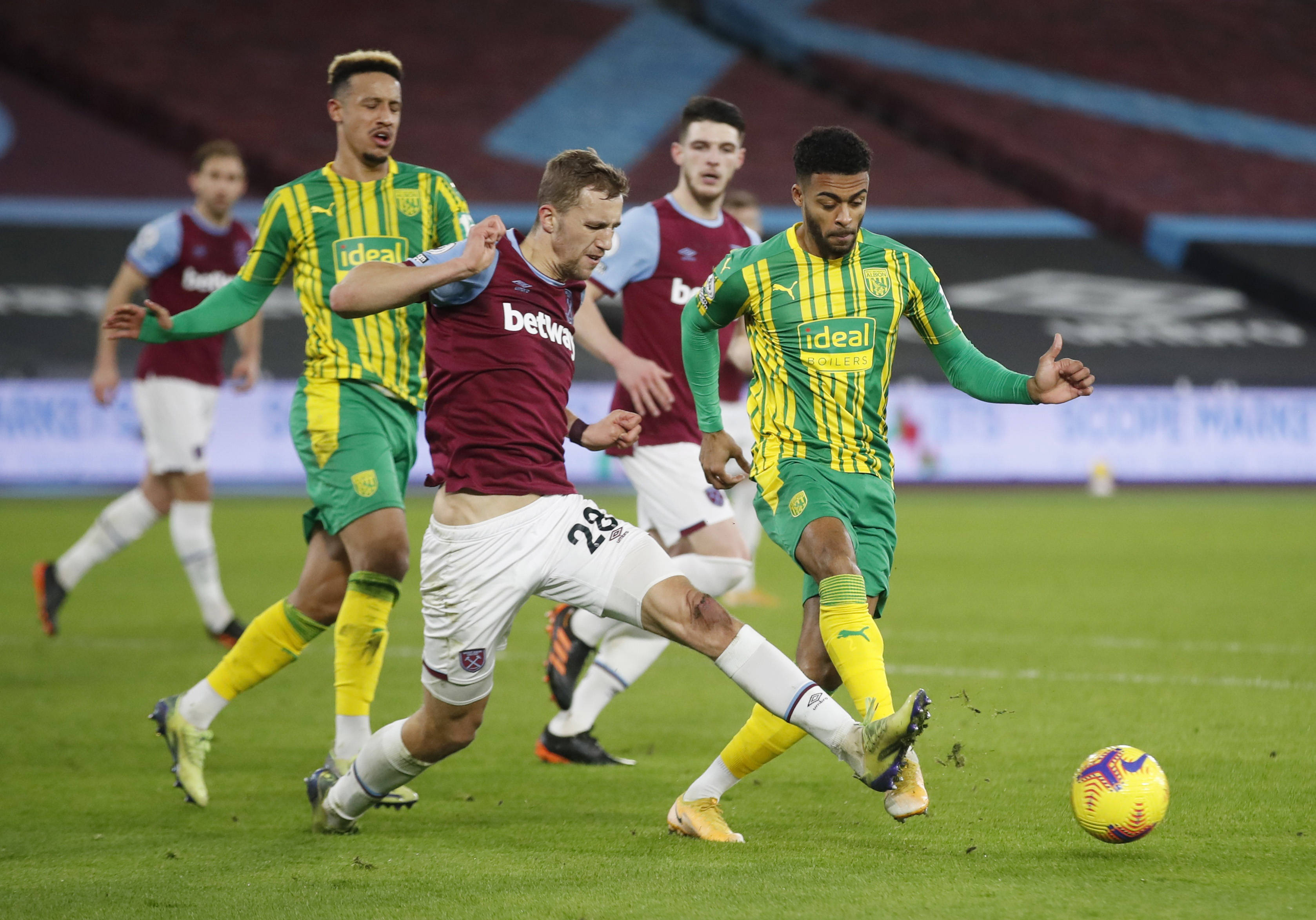 足球的家庭 足球的家庭