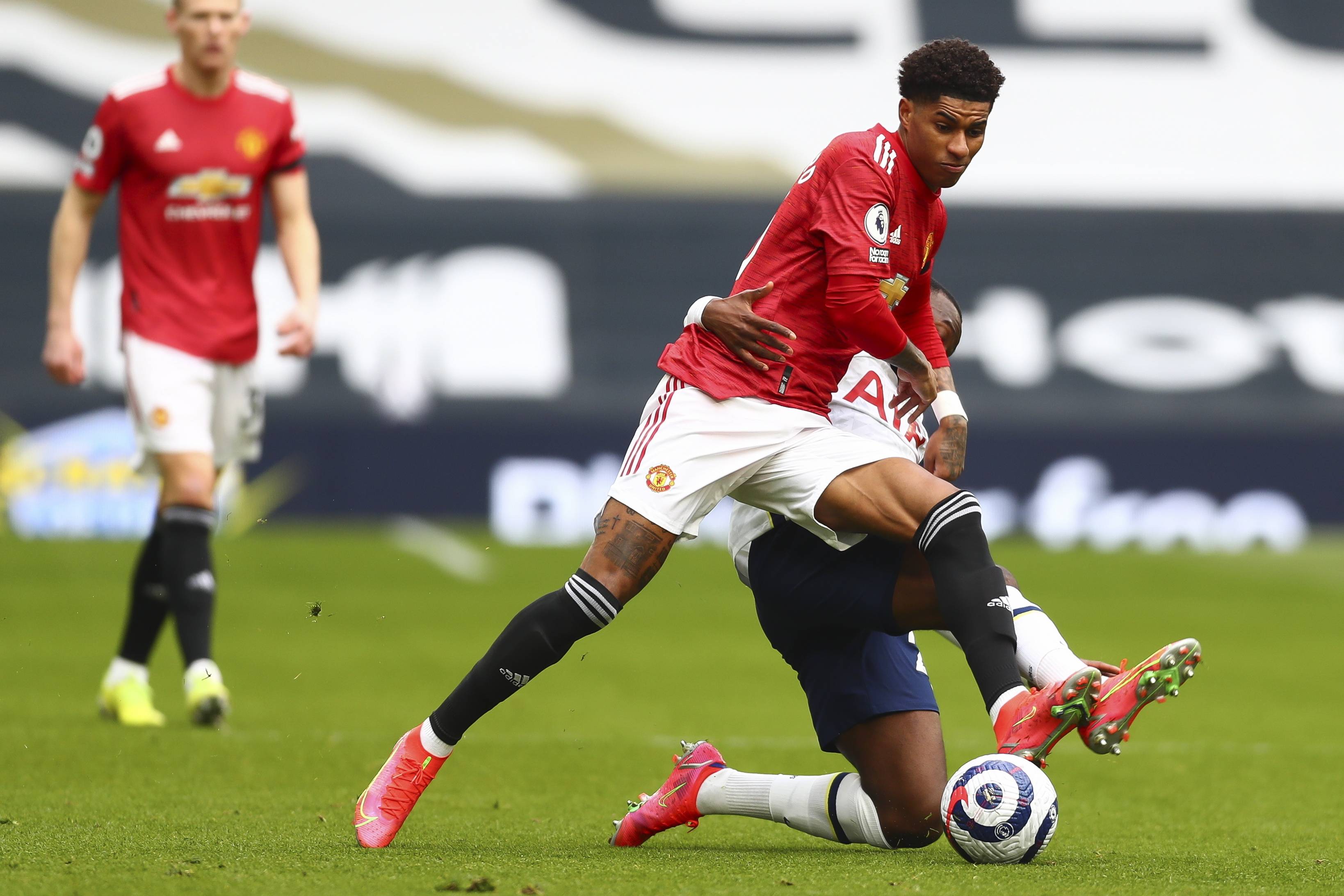 馬克西曼等 馬克西曼等